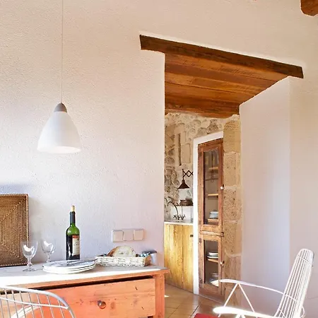 Borras Luxury Villa *